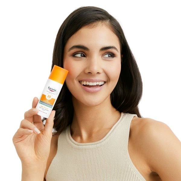 Използвайте некомедогенен слънцезащитен продукт при наличие на проблемна и акнеична кожа