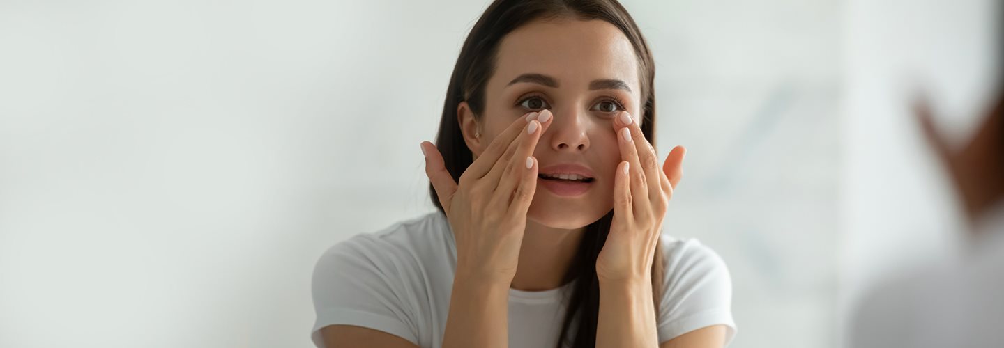 borse e occhiaie sotto gli occhi