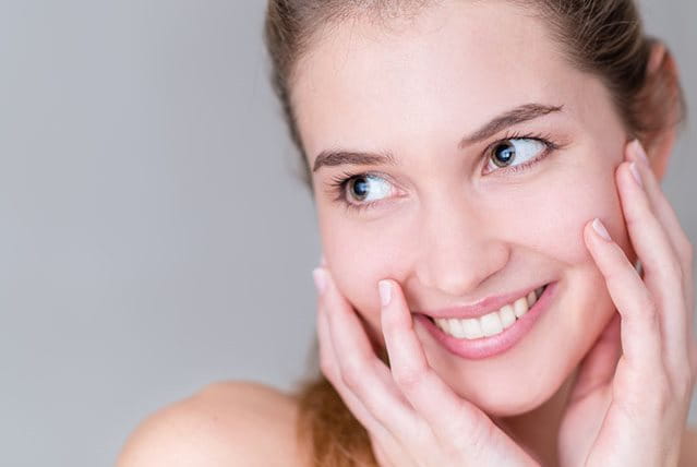 esercizi per il viso antirughe