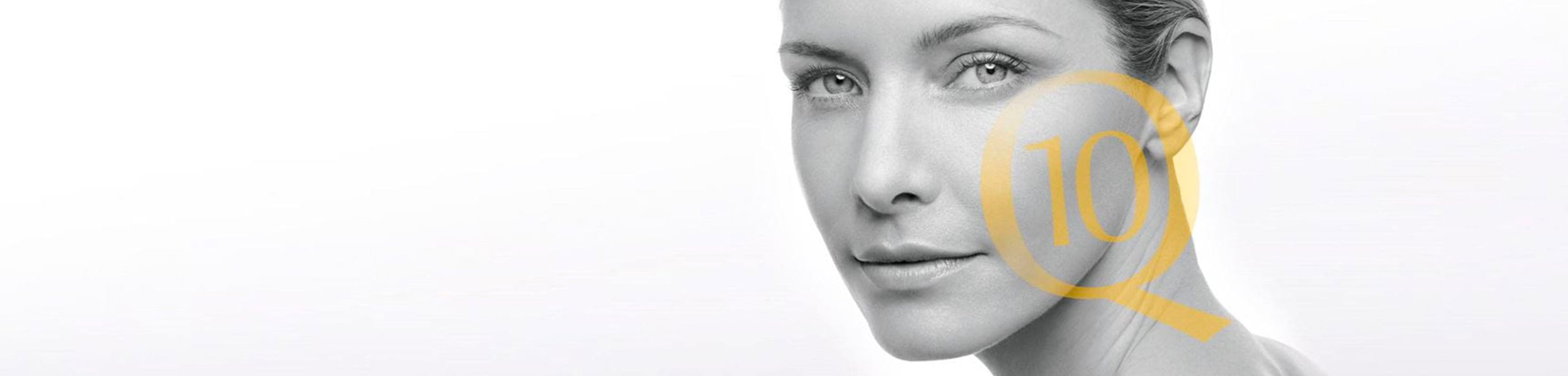 Volto di donna con simbolo Q10 sul viso