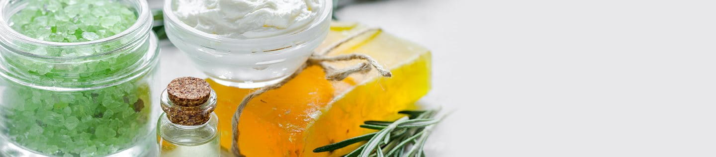 Glicerolo, un composto organico con benefici per la pelle