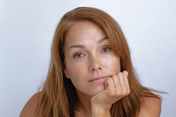 domowe sposoby na przebarwienia na twarzy