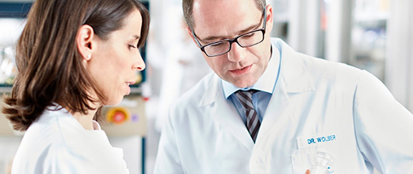 eucerin-dermoPure-piel-propensa-acné-productos-tratamiento