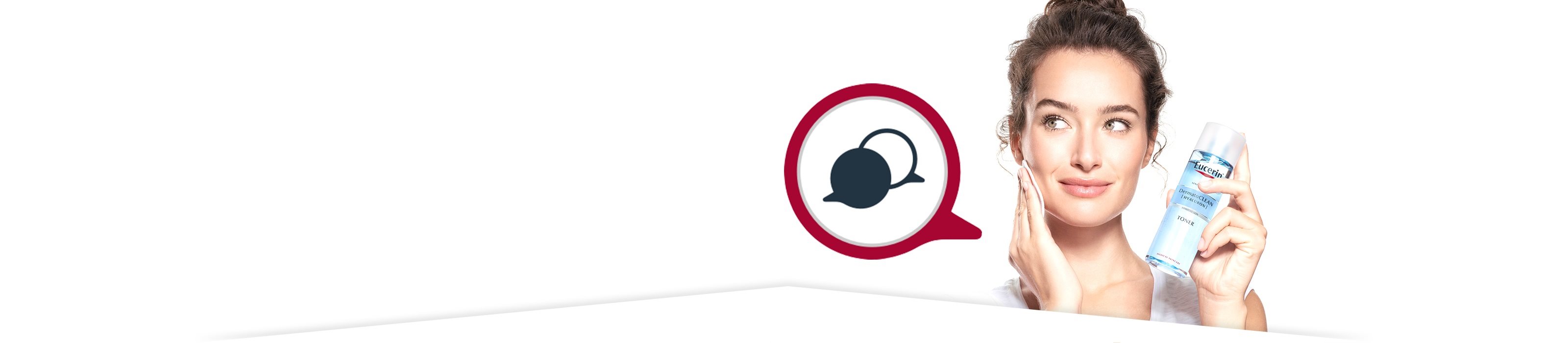 Eucerin arclemosót kezében tartó nő