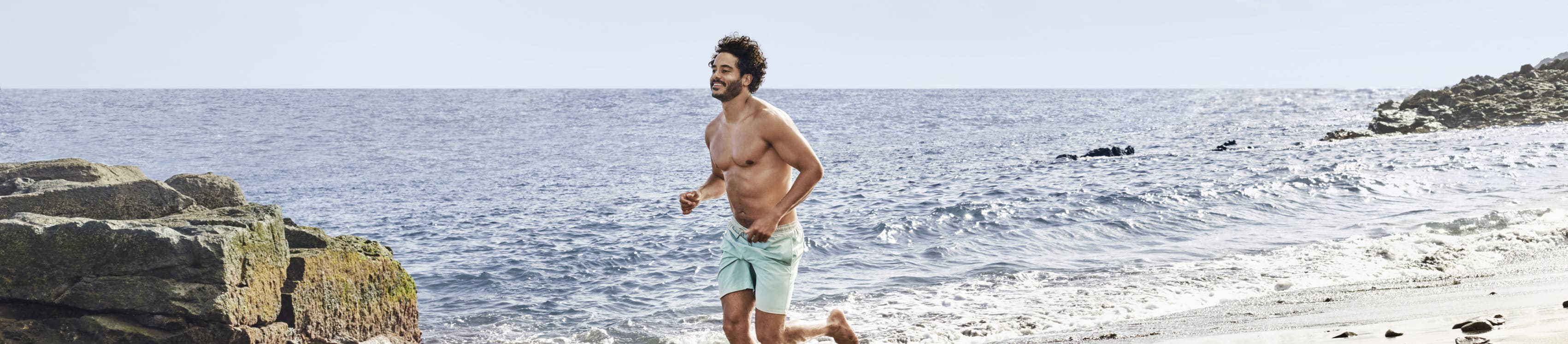 Persona que está conociendo lo que debe saber de la protección solar