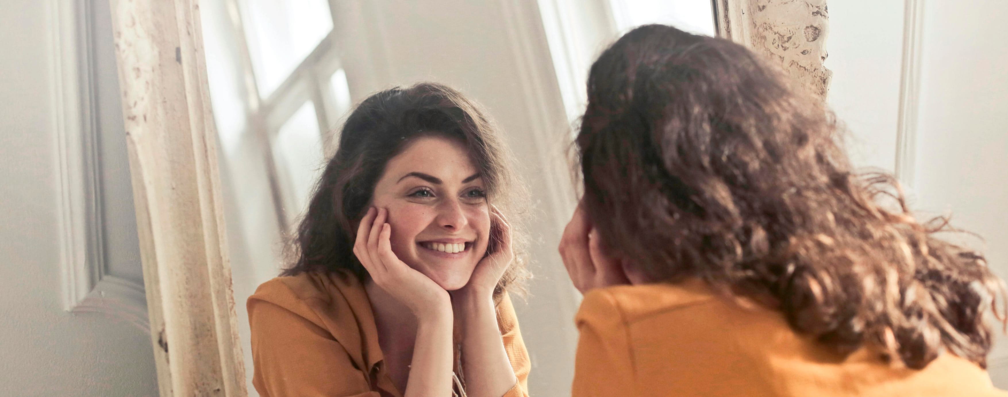 consejos-contra-lineas-de-expresion-como-aliviar-arrugas-glabelares-eucerin