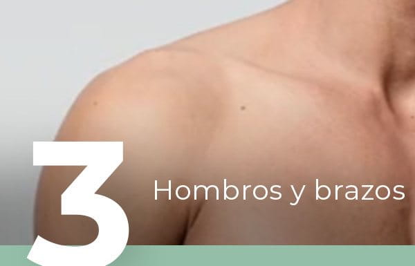 Granos en los hombros y brazos