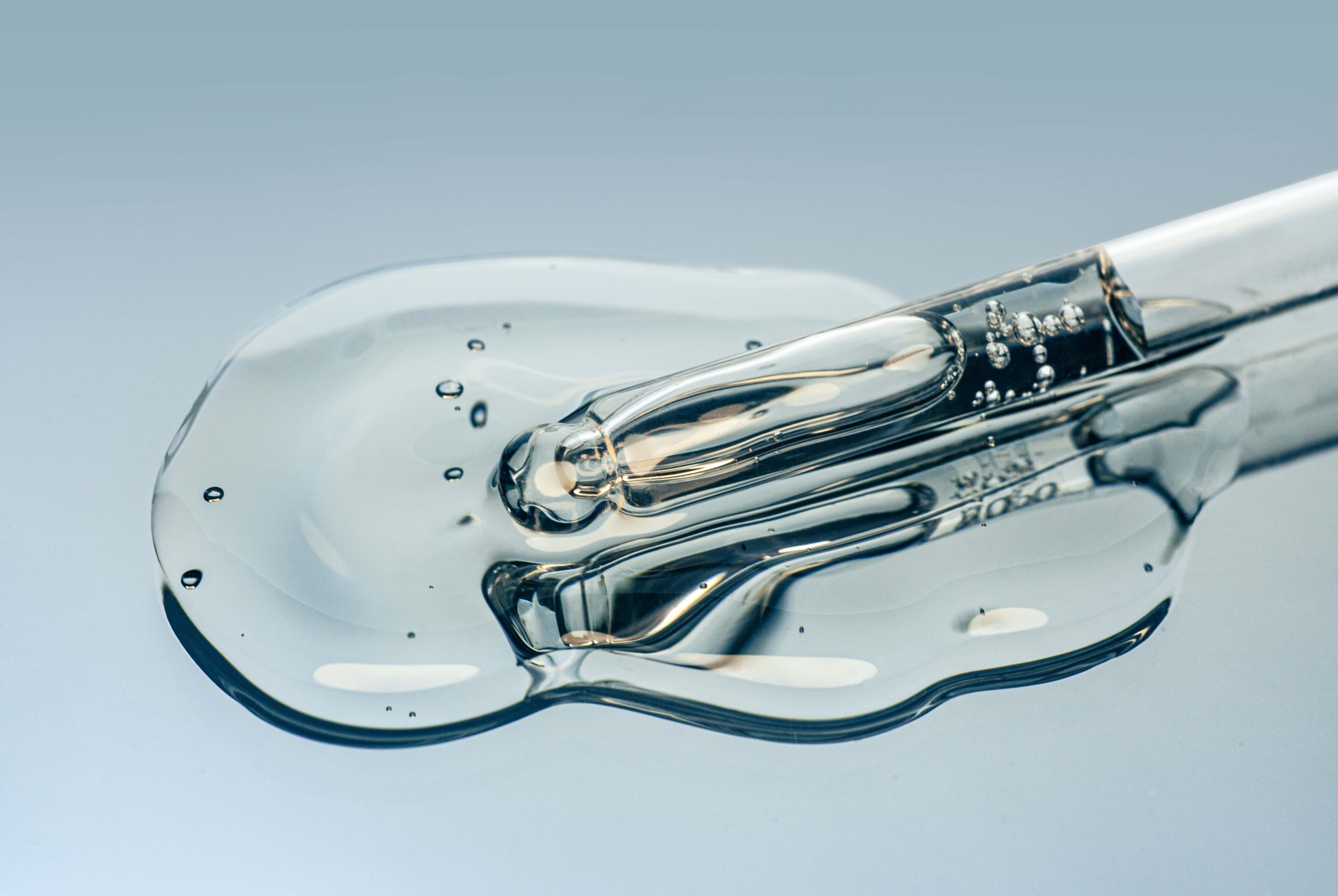 Pipette mit gelartiger Flüssigkeit