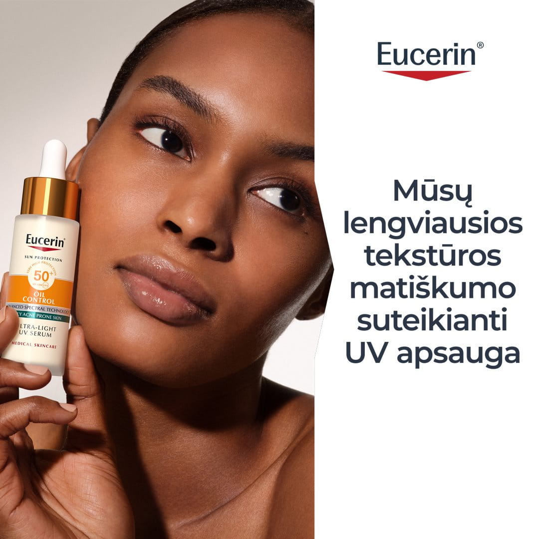 moteris su „Eucerin Sun Oil Control kasdienis UV serumas SPF 50+“, mūsų lengviausia matiškumą suteikiančia apsauga nuo UV spindulių