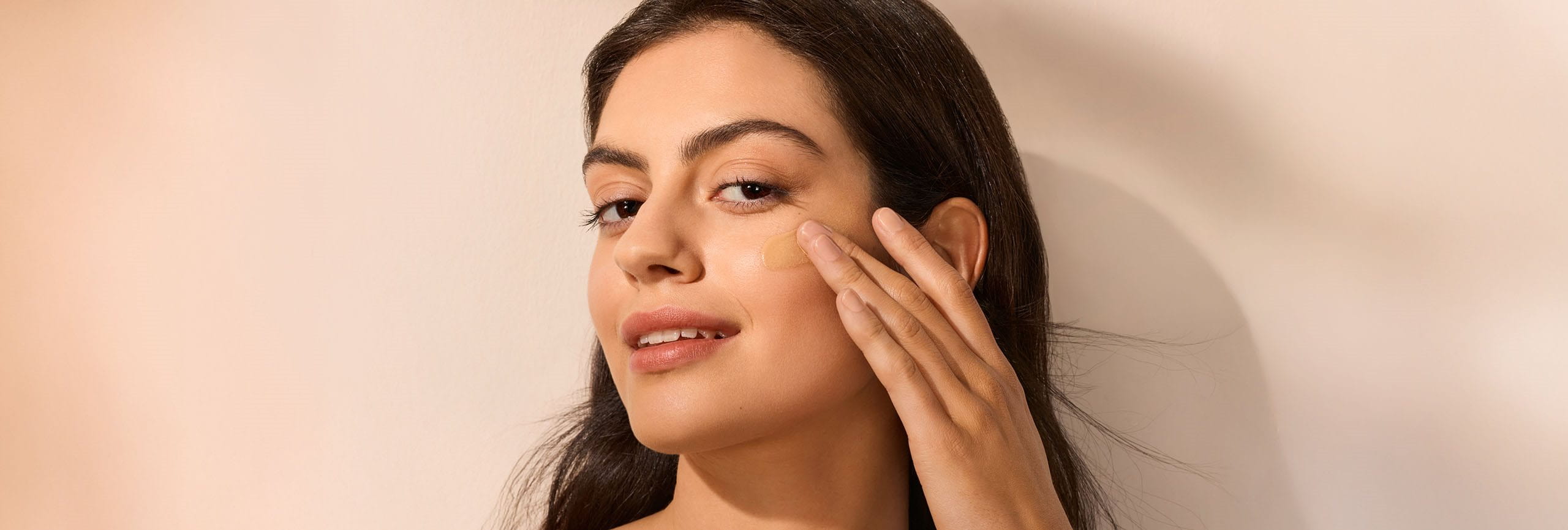 Protector solar facial con color