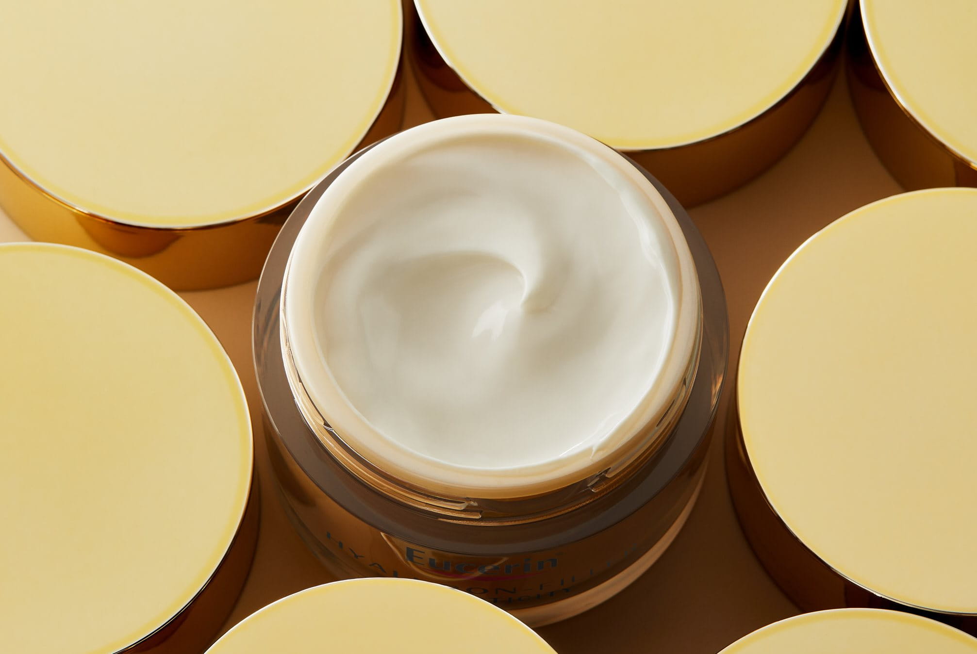 Eucerin-Hyaluron-Filler-Elasticity