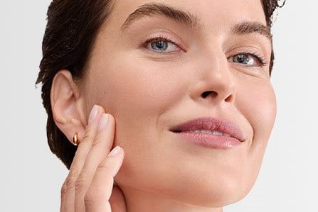 Crema antiarrugas con elastina y colágeno