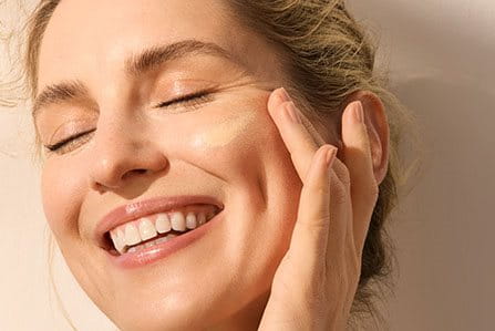 Protector solar facial con color