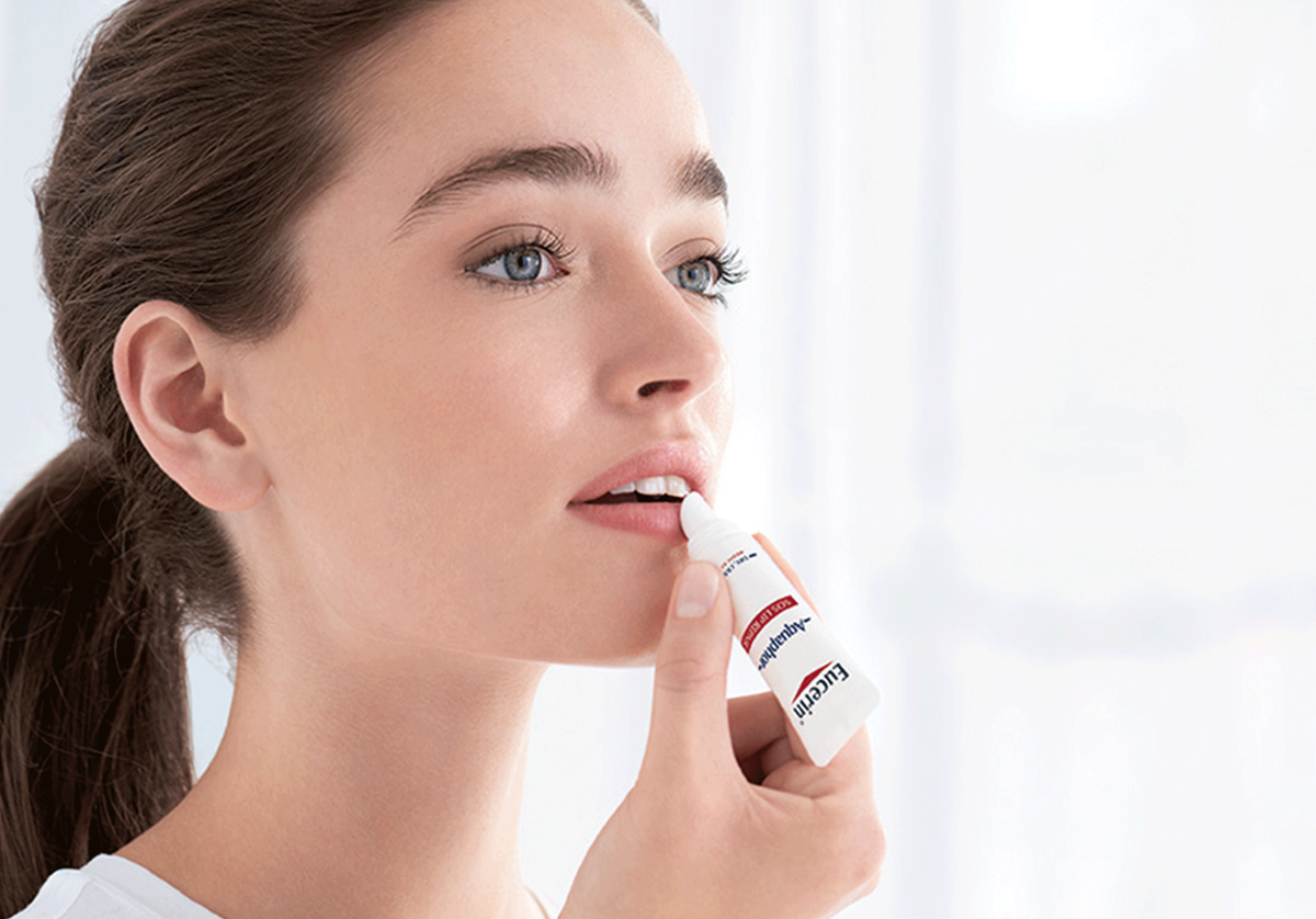how to use aquaphor lip repair