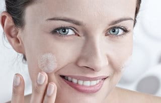 Limpiadores faciales para piel sensible
