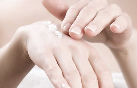 Handcreme för känslig hud är bara en av våra produkter för torr och känslig hud.