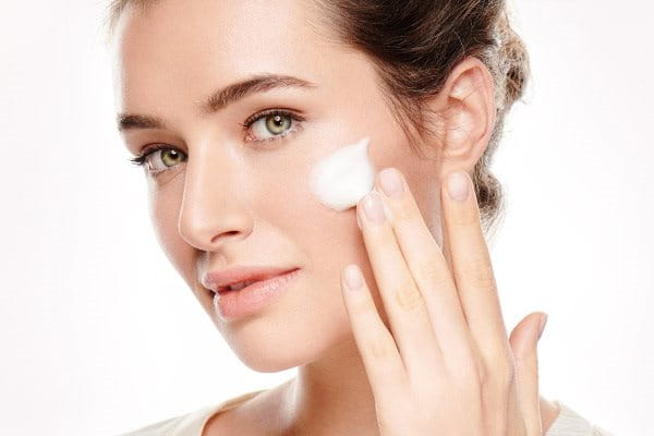 Skin care for 20s: cleanse