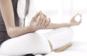 التعرق الشديد الأسباب والعلاج eucerin