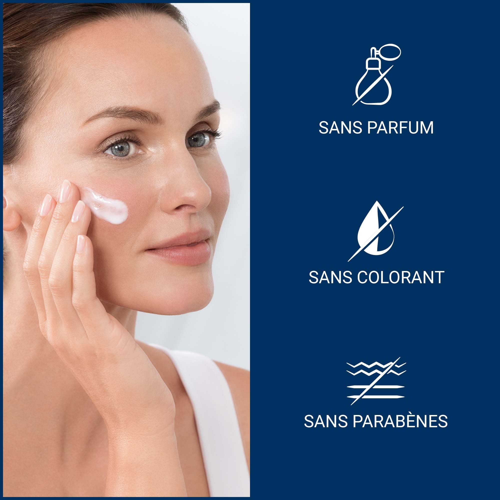 En gros plan, à gauche, une femme applique la Crème régénératrice pour le visage Urea Repair Eucerin soins de nuit sur sa joue, tandis qu’à droite, on peut lire trois caractéristiques du produit.