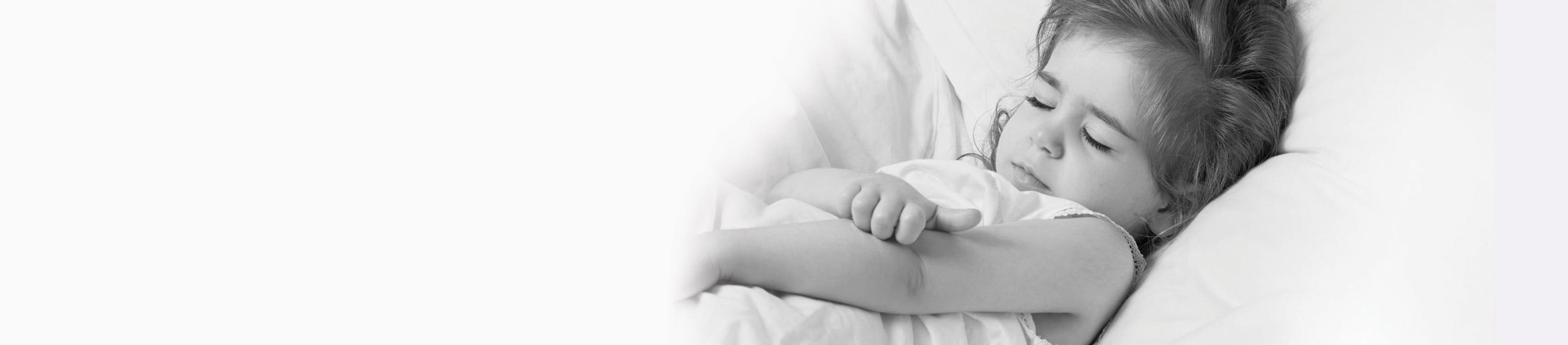 criança com dermatite atópica