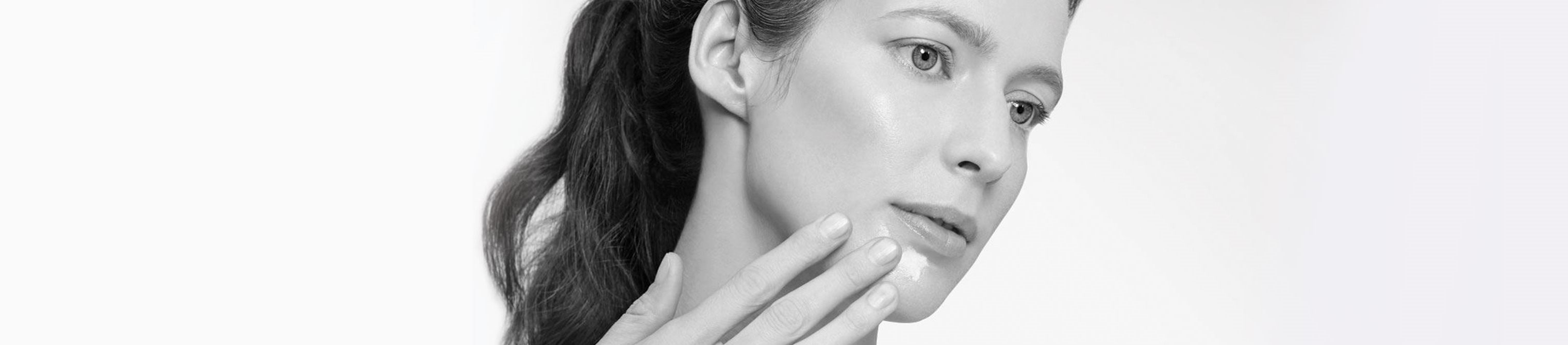 crise de dermatite atópica no rosto