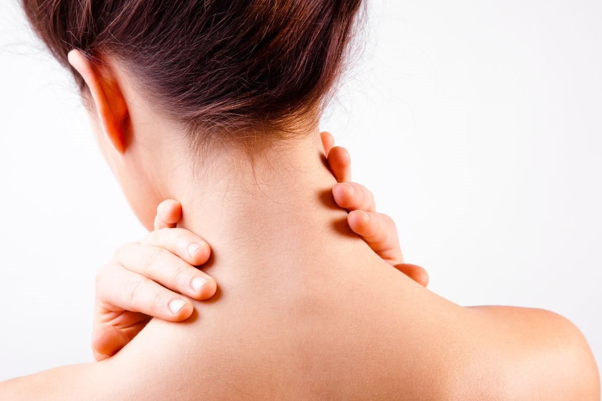 Лпаление при беременности. Защемление шейного нерва. Давление от защемления. Давление 140 на 90. Повышенное нормальное ад.