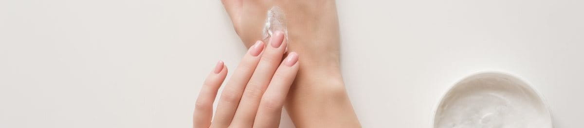 ครีมทาผิวขาว