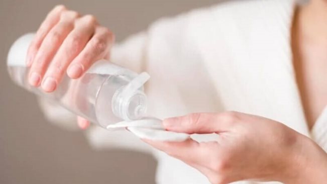 Tẩy trang giúp da được làm sạch sâu hơn