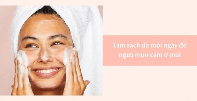 Cách điều trị mụn ở mũi: mụn cám