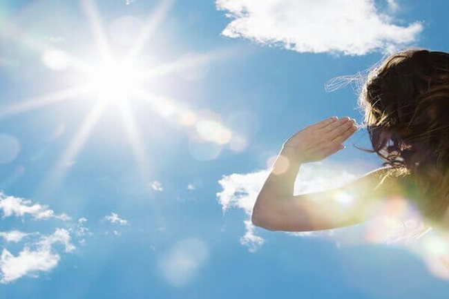 Hiện tượng nám da sẽ trầm trọng hơn nếu bạn không biết bảo vệ làn da trước ánh nắng mặt trời