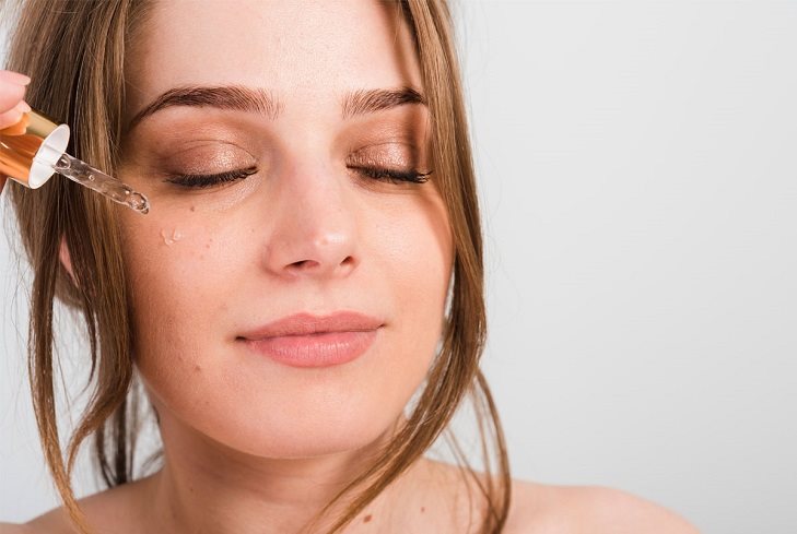 serum trị nám chân sâu