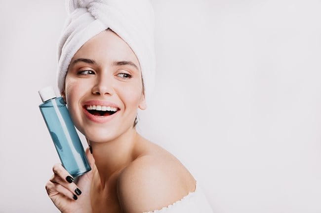 toner cho da dầu mụn