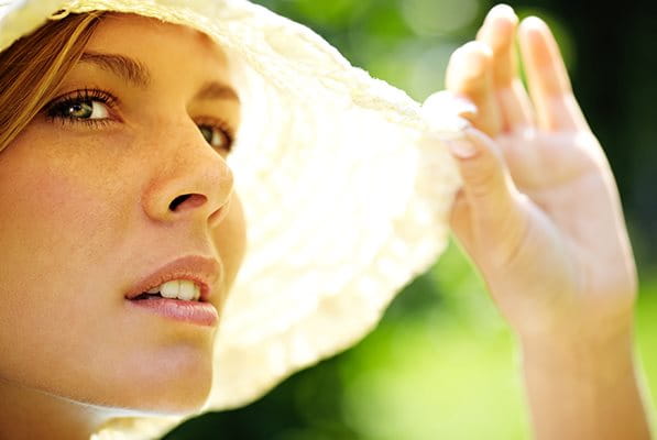 Da li sunce pomaže u borbi protiv bubuljica ili pogoršava situaciju?