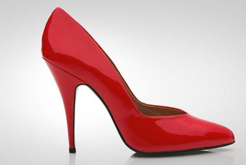 Look good in heels banner - red heel - Elastoplast