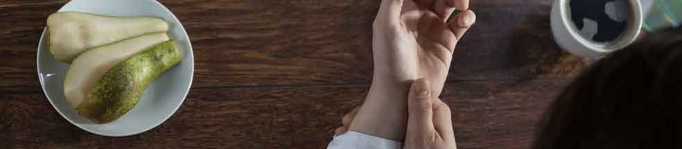 How to strap a wrist