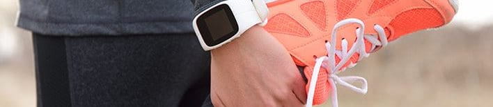 Person stretching before exercise - teaser image - Elastoplast