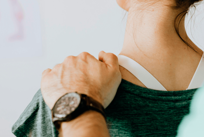 postura-correcta-para-tu-espalda