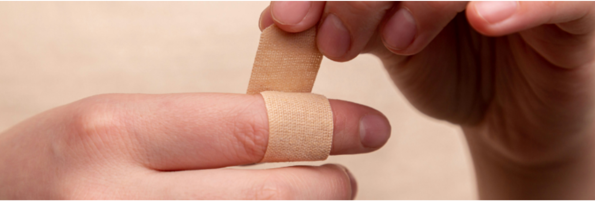 Plaster Allergy Causes, Treatment & Prevention | Elastoplast UK