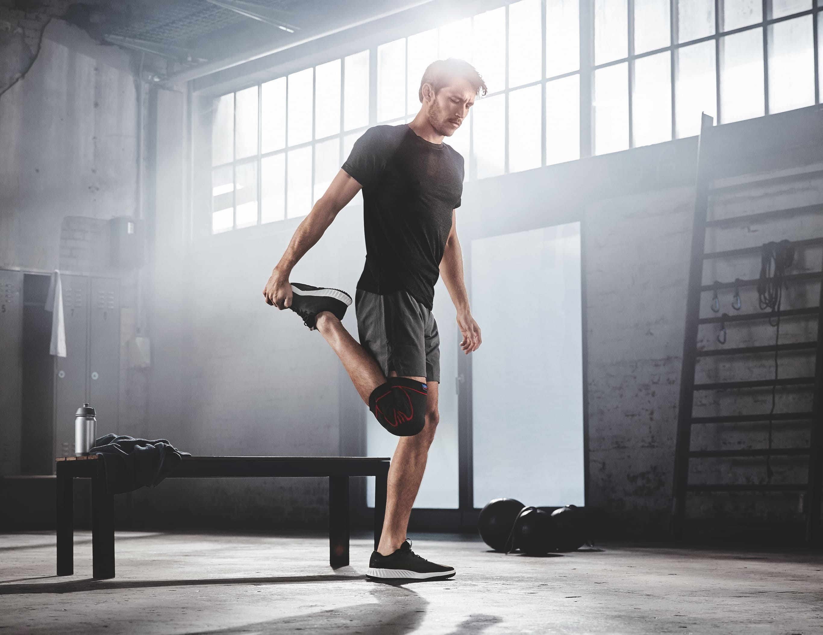 Oefeningen voor een gekneusde knie