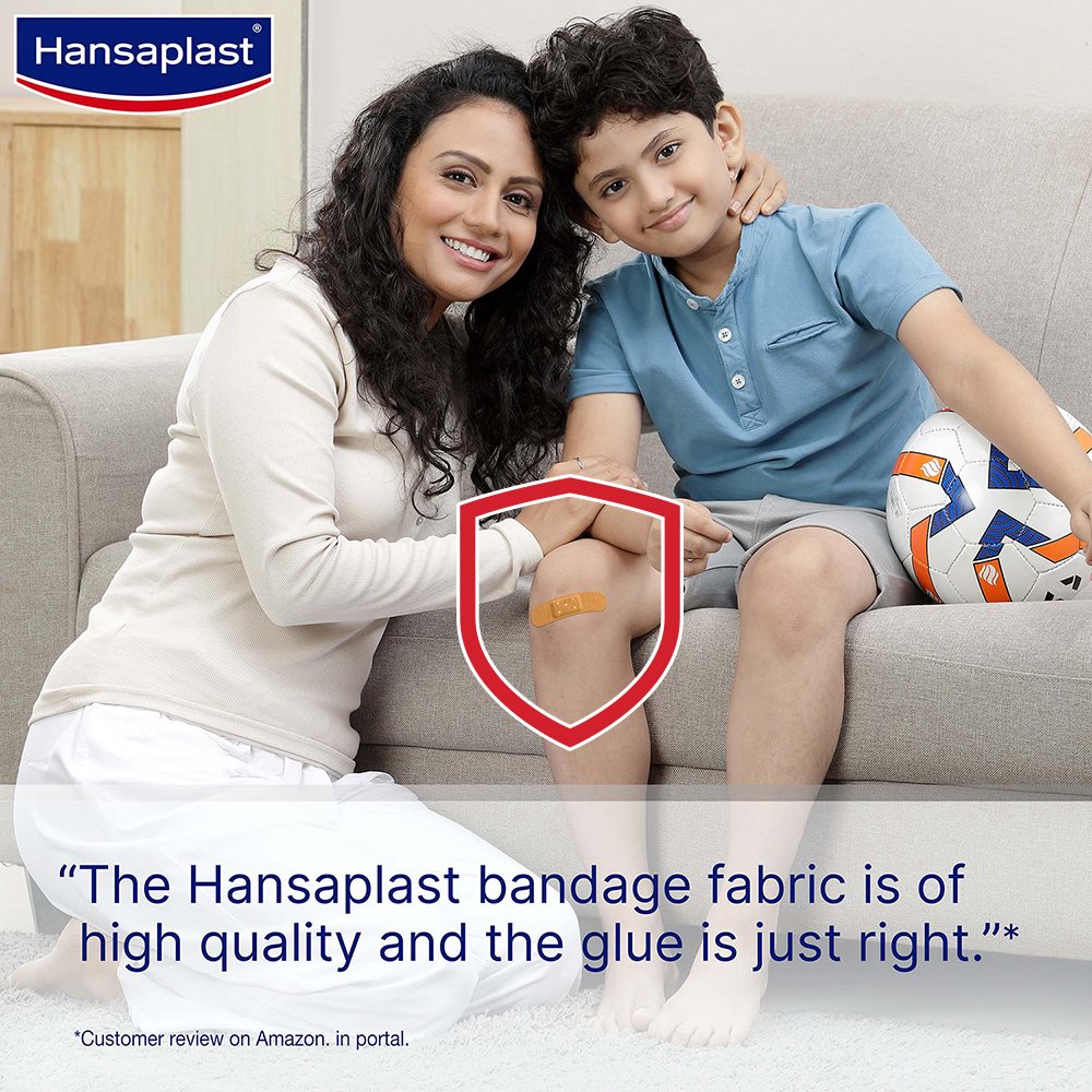 Hansaplast Antiseptic Regular Bandage for Cuts & Wounds | Breathable fabric | First Aid | Protects Against Dirt and Bacteria | For Kids & Adults