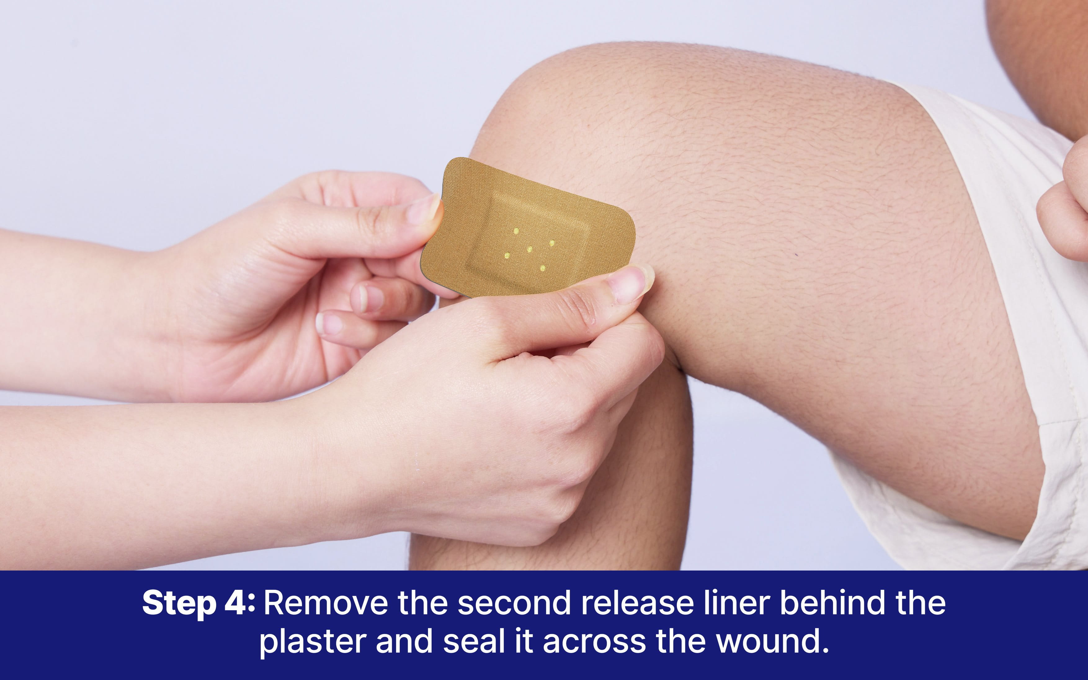 Hansaplast Antiseptic Jumbo Bandage | First Aid Essential Pack | Larger Wound Pad | Protects Against Dirt & Bacteria