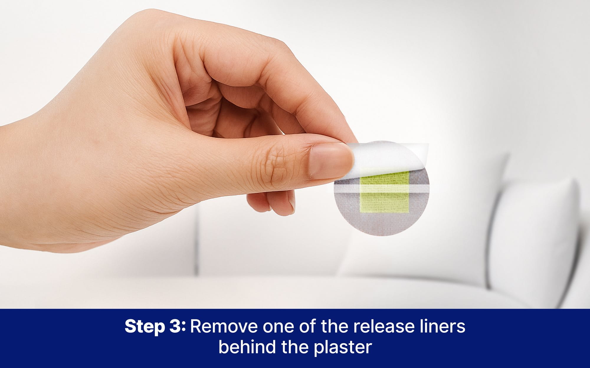 Hansaplast Antiseptic Spot Bandage for Small Cuts & Wounds | Breathable fabric | First Aid | Protects Against Dirt and Bacteria | For Kids & Adults